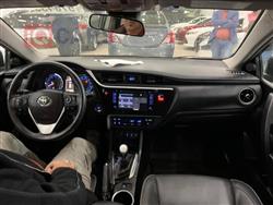 تۆیۆتا کۆرۆلا